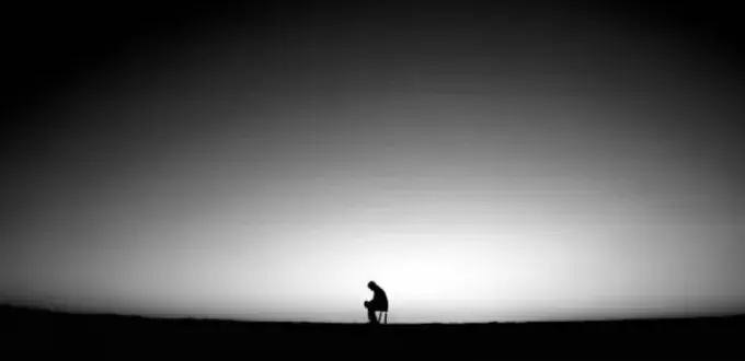 كيف نعيش بعد فقد شخص عزيز؟